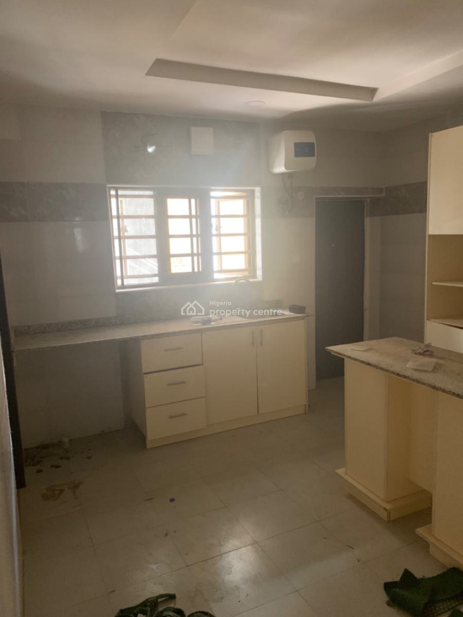3 Bedroom Flat on The First Floor., Durumi District, Abuja, Durumi, Abuja, Flat / Apartment for Rent