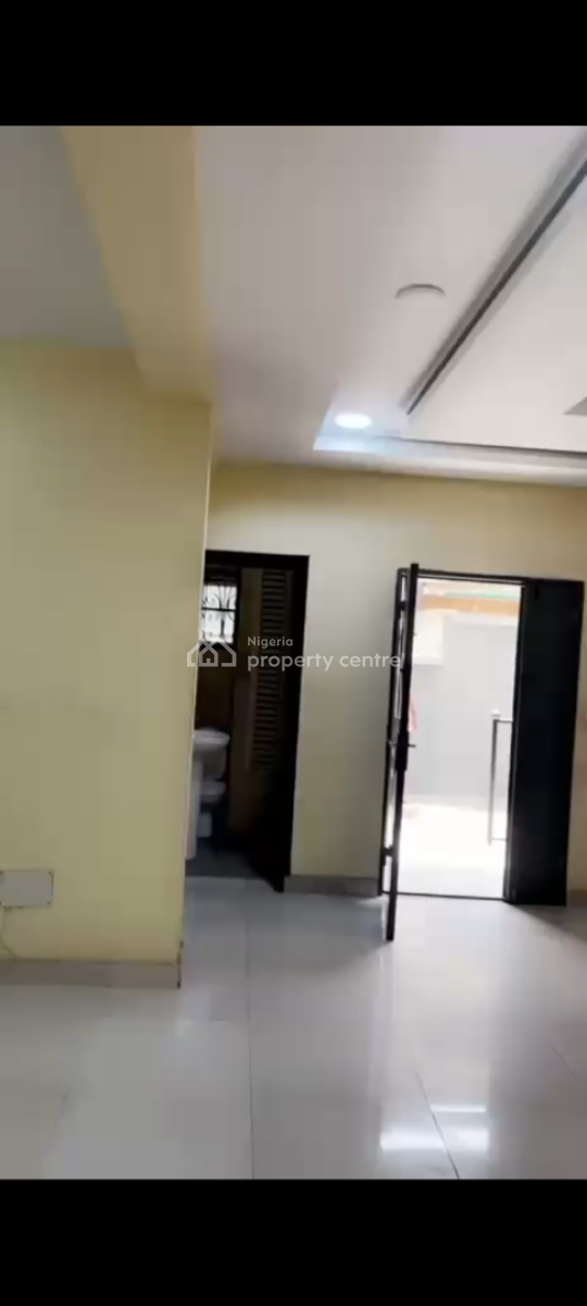 a Luxury 3 Bedroom Apartment, Ketu, Lagos, Flat / Apartment for Rent