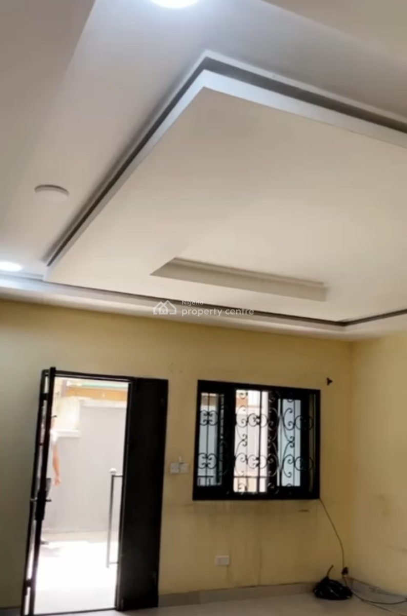 a Luxury 3 Bedroom Apartment, Ketu, Lagos, Flat / Apartment for Rent