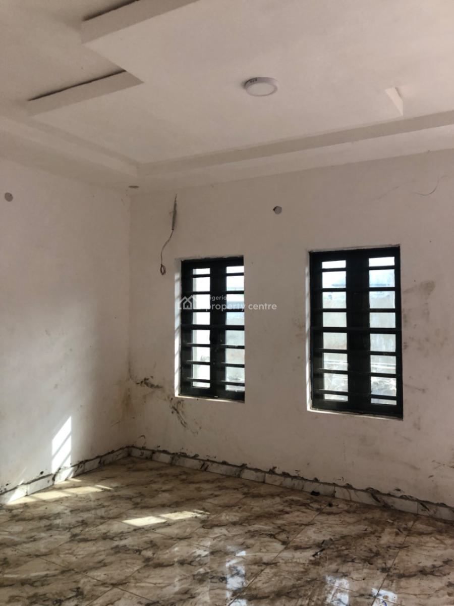 Lovely 2 Bedroom Flat at Makogi Magboro, Magboro, Magboro, Ogun, Flat / Apartment for Rent