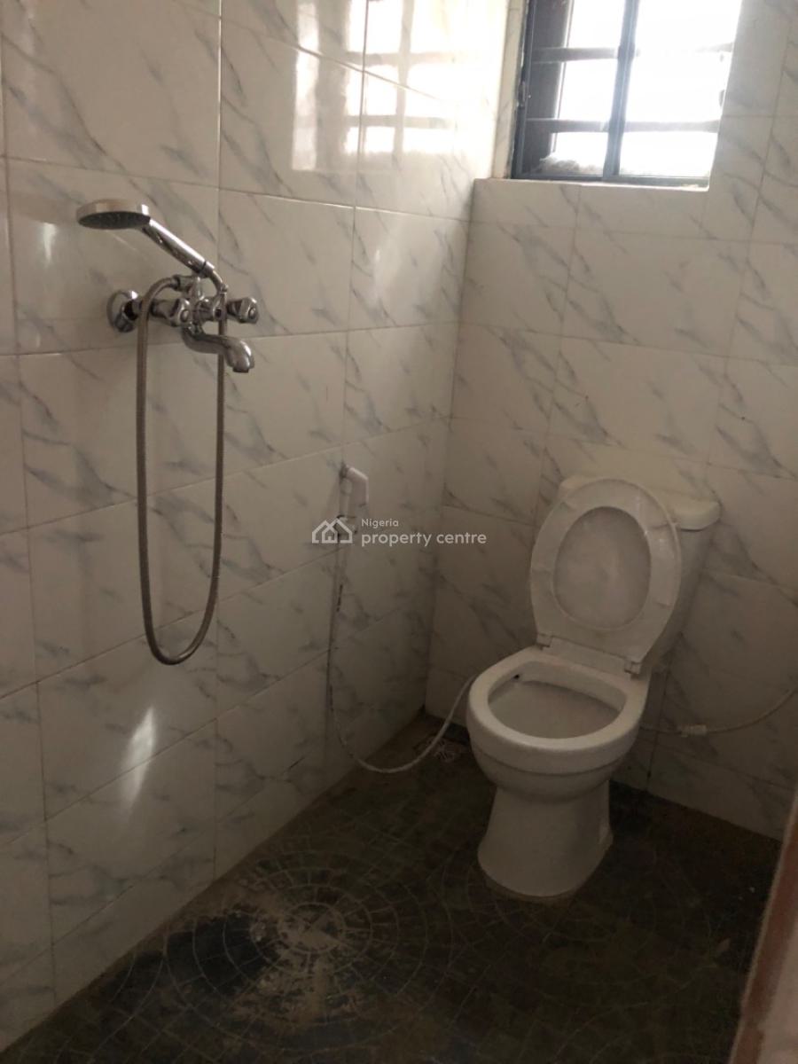 Lovely 2 Bedroom Flat at Makogi Magboro, Magboro, Magboro, Ogun, Flat / Apartment for Rent