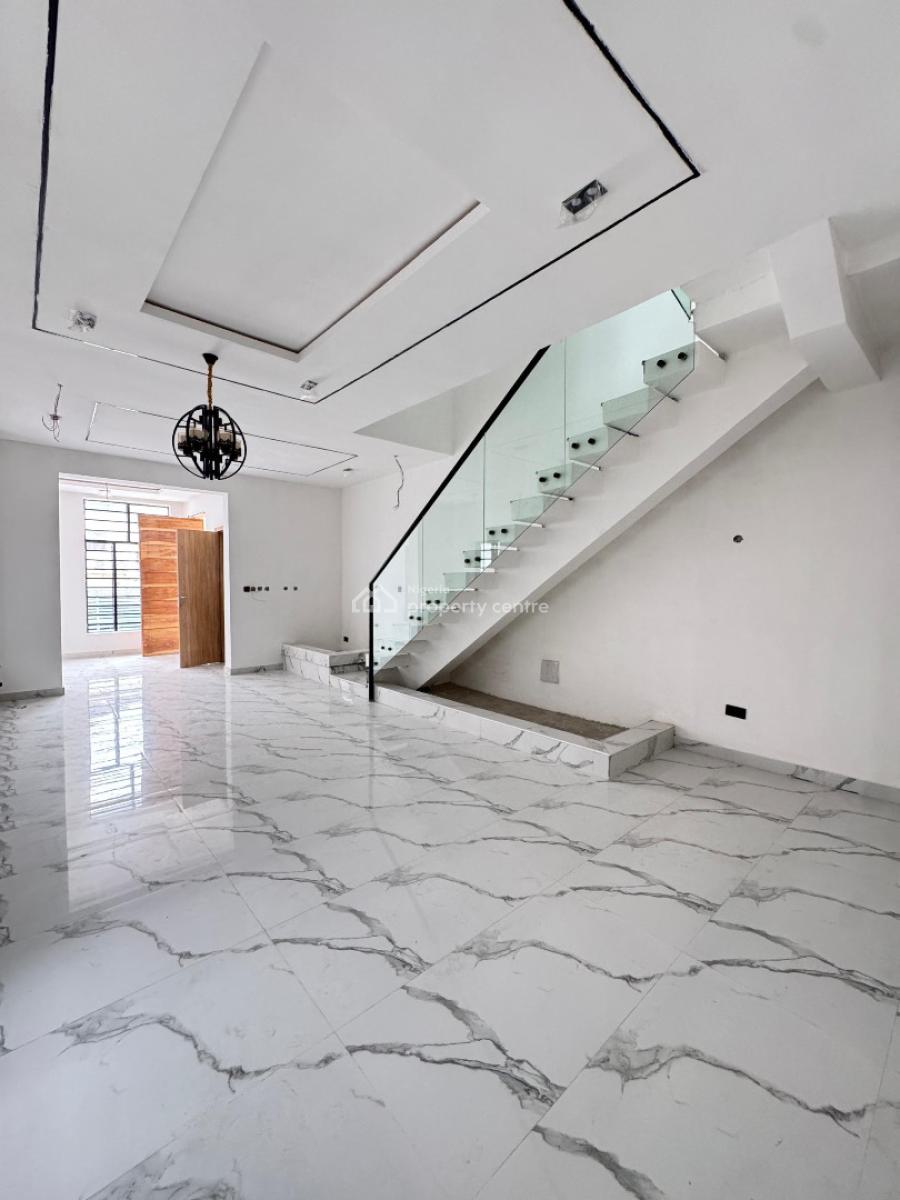 Contemporary 4-bedroom Semi-detached with Bq, Idado, Lekki, Lagos, Semi-detached Duplex for Sale
