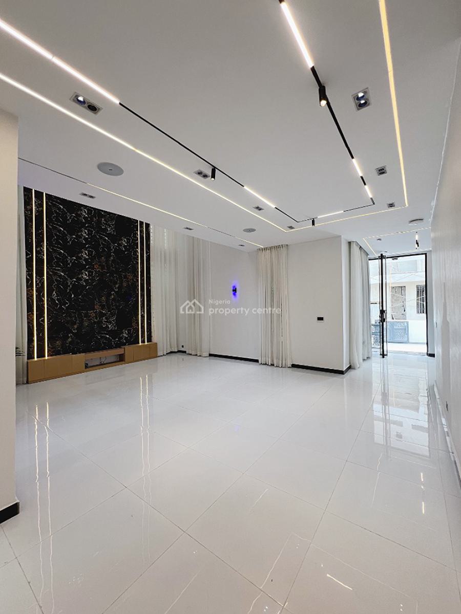 5bedrooms Fully Detached Duplex, Conservation Road, Lekki, Lagos, Detached Duplex for Sale