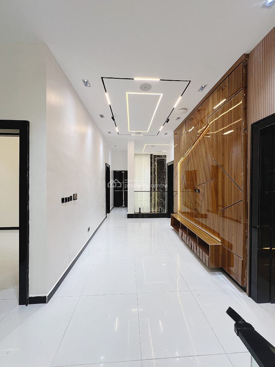 5bedrooms Fully Detached Duplex, Conservation Road, Lekki, Lagos, Detached Duplex for Sale