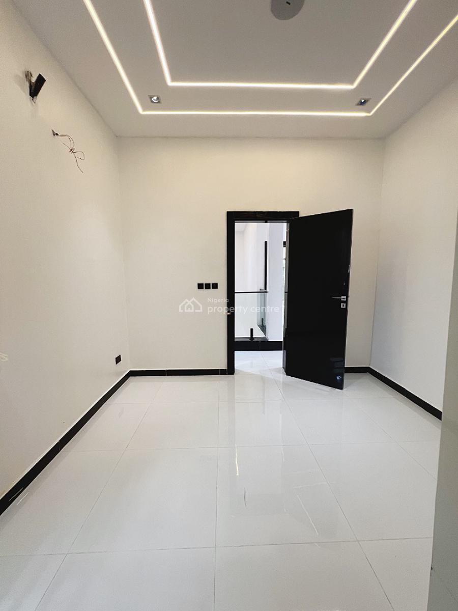 5bedrooms Fully Detached Duplex, Conservation Road, Lekki, Lagos, Detached Duplex for Sale