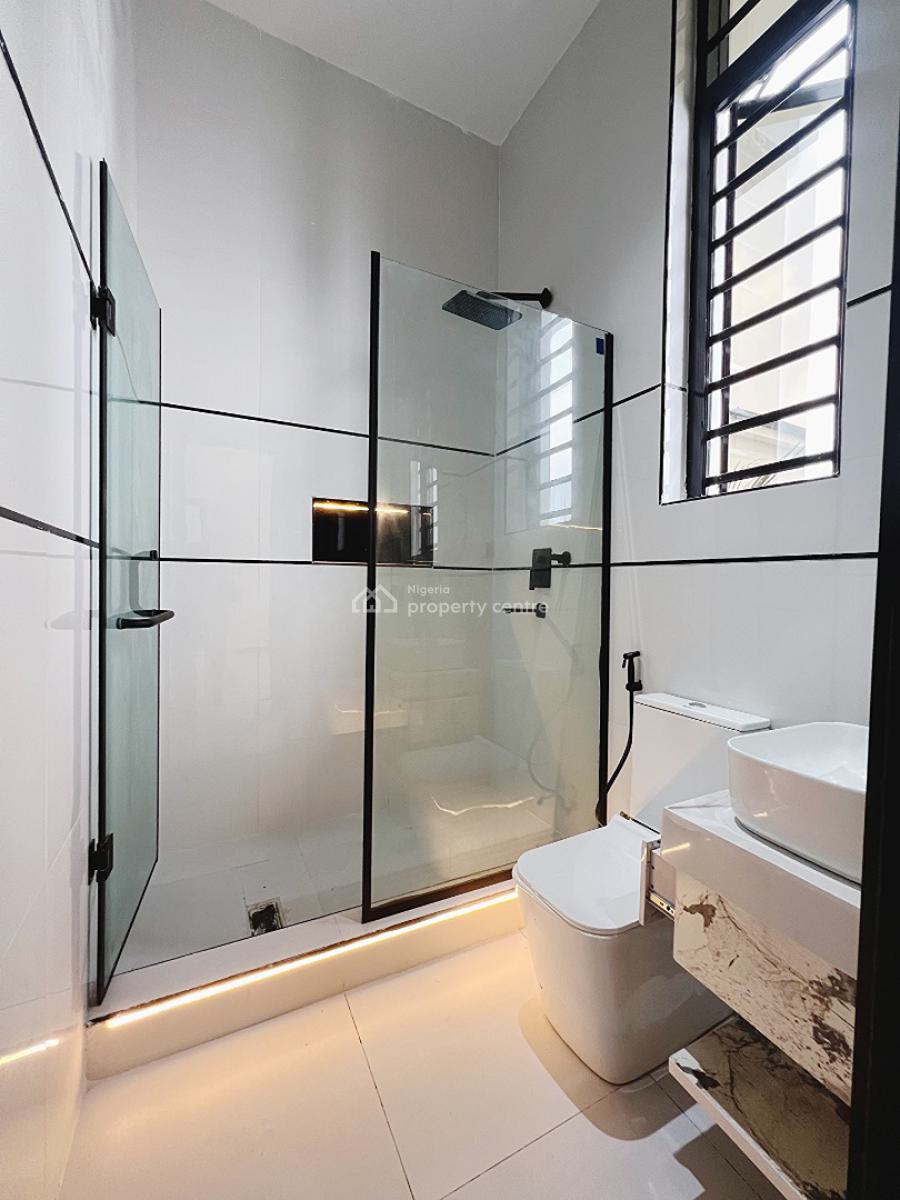 5bedrooms Fully Detached Duplex, Conservation Road, Lekki, Lagos, Detached Duplex for Sale