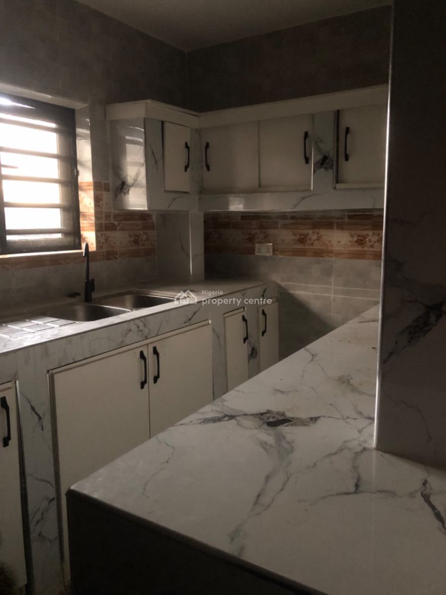 2 Bedroom Flat, Makogi, Magboro, Ogun, Flat / Apartment for Rent