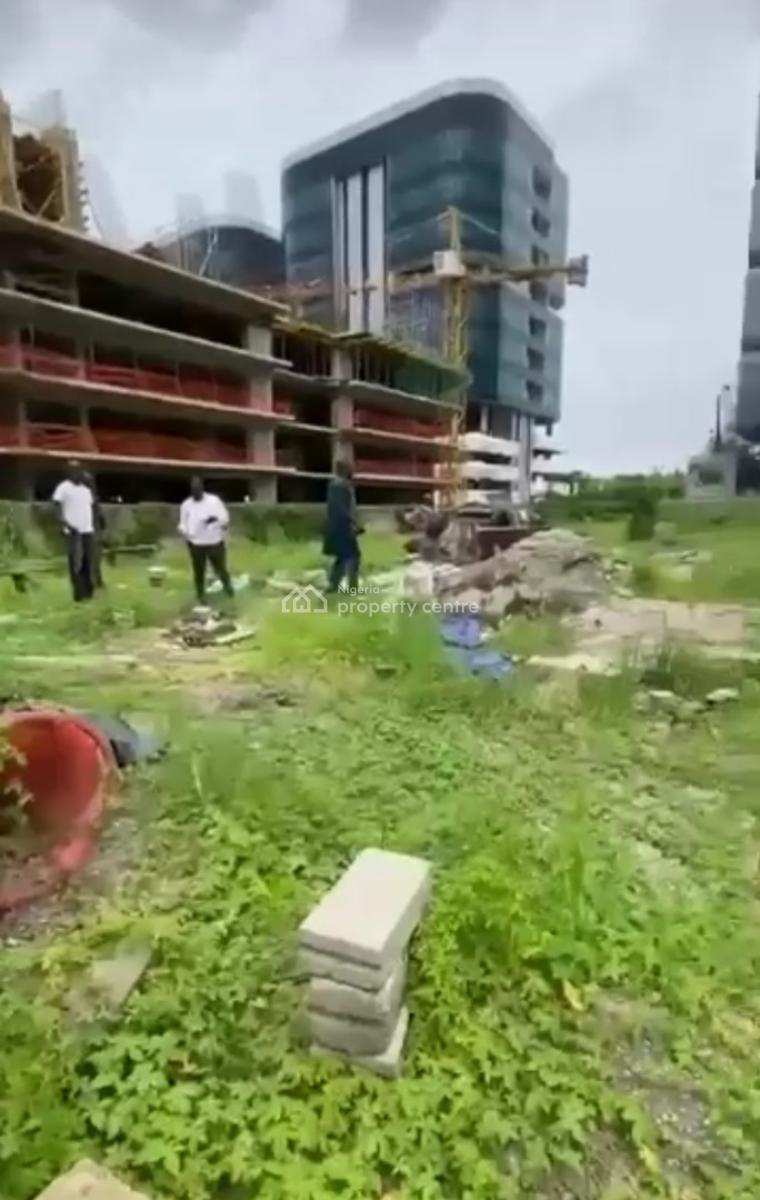 Size: 4500sqmts Massive Plot of Land in a Fantastic, Banana Island, Ikoyi, Lagos, Mixed-use Land for Sale