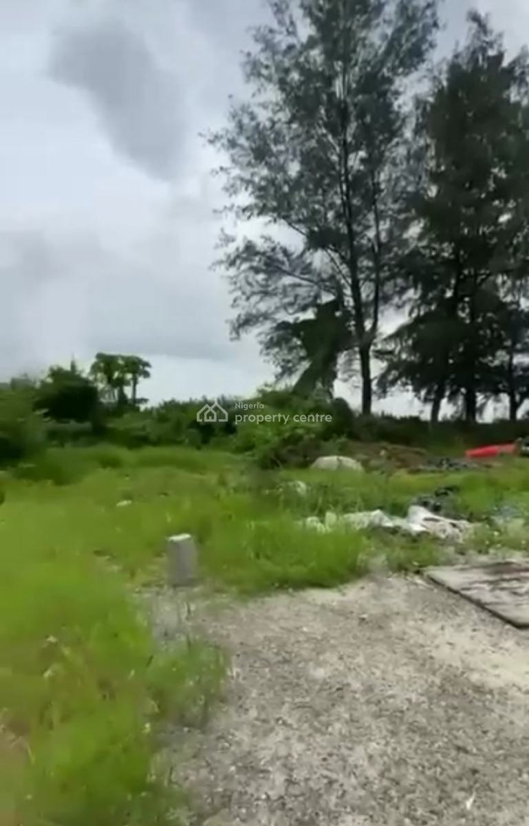 Size: 4500sqmts Massive Plot of Land in a Fantastic, Banana Island, Ikoyi, Lagos, Mixed-use Land for Sale