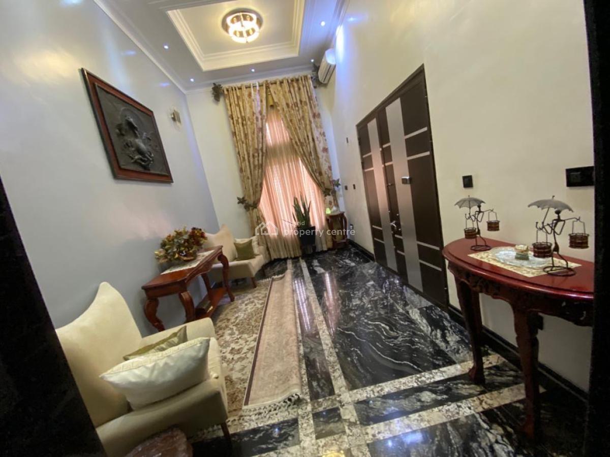 Fully Furnished 8 Bedroom Standalone Duplex, Guzape, Guzape District, Abuja, Detached Duplex for Sale