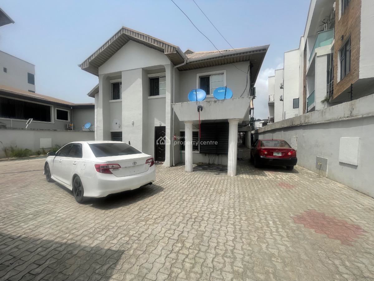 2bedroom Flat Upstairs at Lekki Lagos, Lekki Conservative Way, Lekki, Lagos, Flat / Apartment for Rent