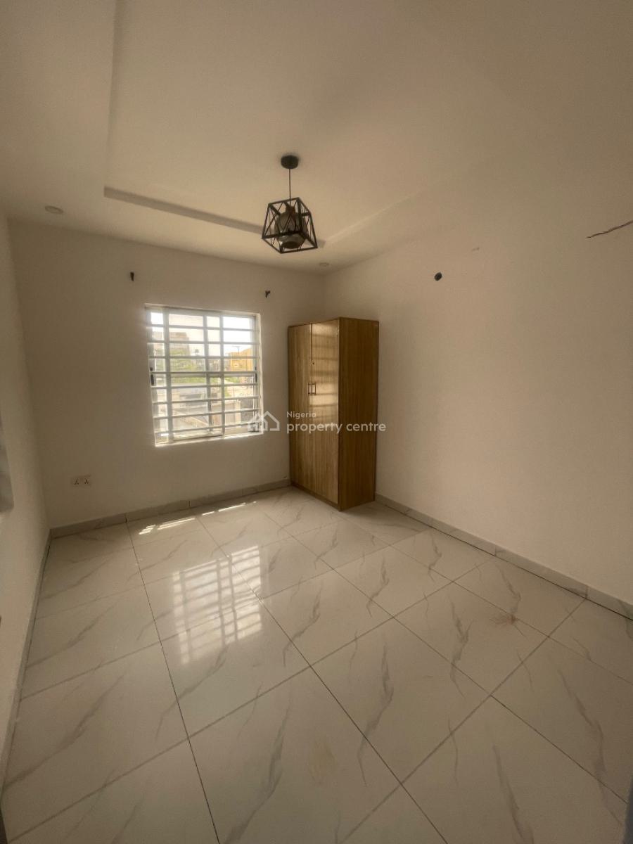 2bedroom Flat Upstairs at Lekki Lagos, Lekki Conservative Way, Lekki, Lagos, Flat / Apartment for Rent