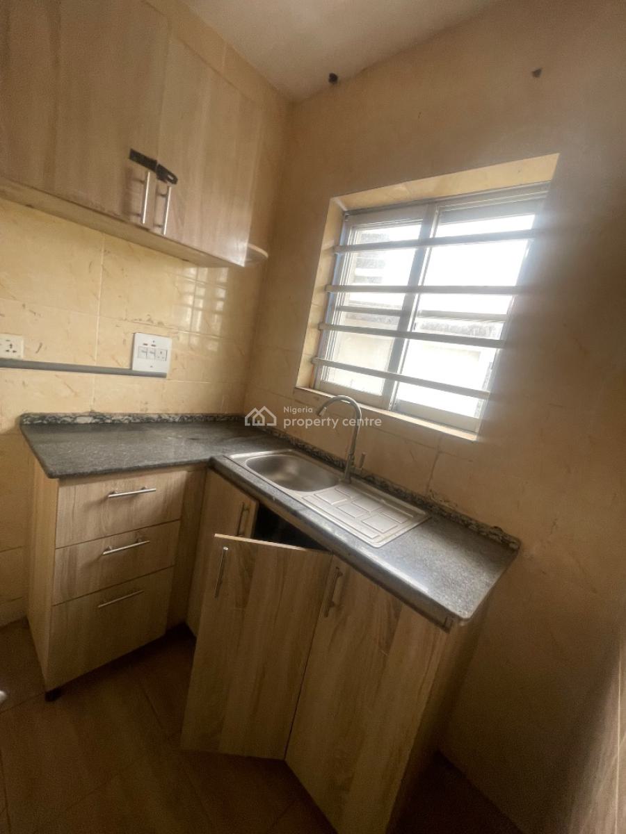 2bedroom Flat Upstairs at Lekki Lagos, Lekki Conservative Way, Lekki, Lagos, Flat / Apartment for Rent
