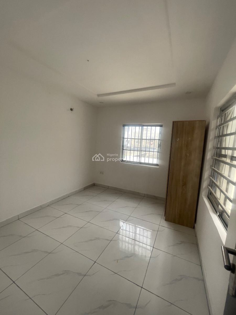2bedroom Flat Upstairs at Lekki Lagos, Lekki Conservative Way, Lekki, Lagos, Flat / Apartment for Rent