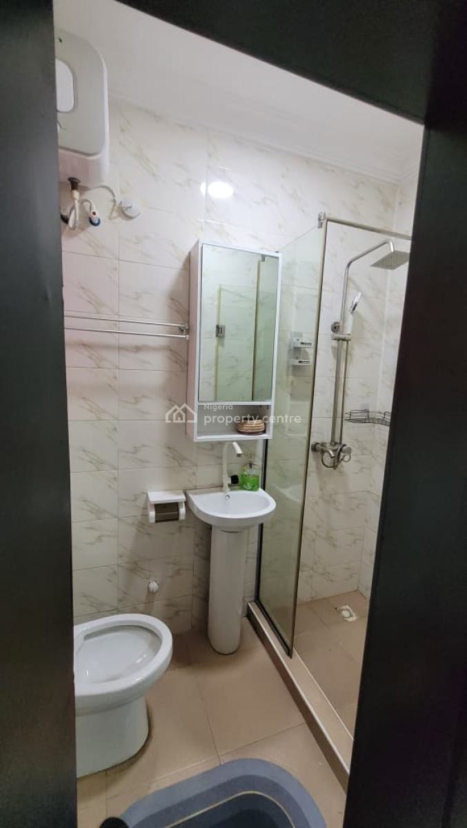 Luxury 1 Bedroom Apartment with Housekeeping and Parking Space, Fully Equipped Kitchen and Wifi, Lekki, Lagos, Flat / Apartment Short Let