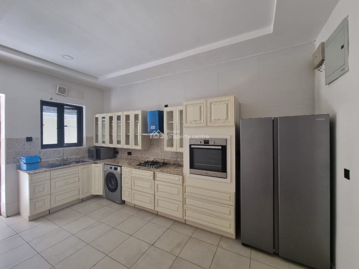 a Well Maintained 4 Bedrooms Terrace Duplex with Bq, Old Ikoyi, Ikoyi, Lagos, Terraced Duplex for Rent