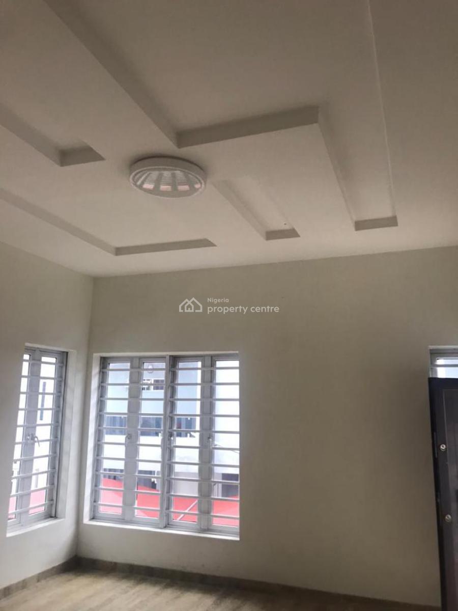 Distress Well Maintained 4 Semi-detached and Terrace, Ikota, Lekki, Lagos, Semi-detached Duplex for Sale