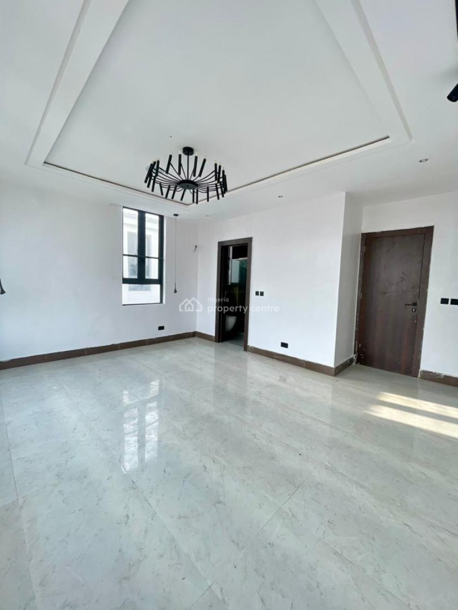Beautifully Carved 5 Bedroom Fully Detached Home, Lekki Phase 1, Lekki, Lagos, Detached Duplex for Sale