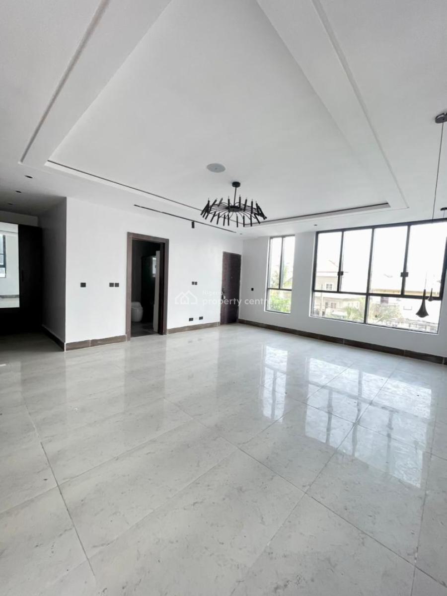 Beautifully Carved 5 Bedroom Fully Detached Home, Lekki Phase 1, Lekki, Lagos, Detached Duplex for Sale