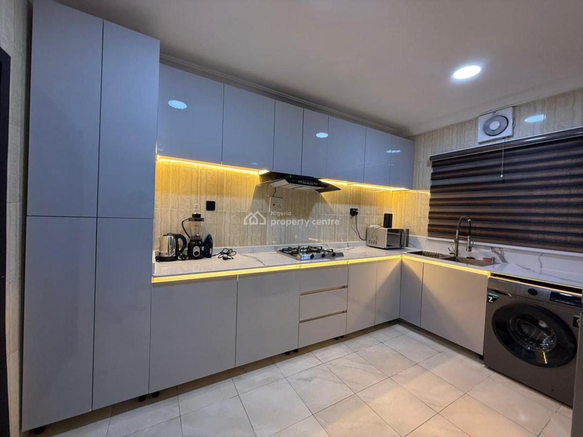 Furnished 3bedrooms with Pool and Outdoor Games Area, Adeola Odeku, Victoria Island (vi), Lagos, Flat / Apartment for Rent