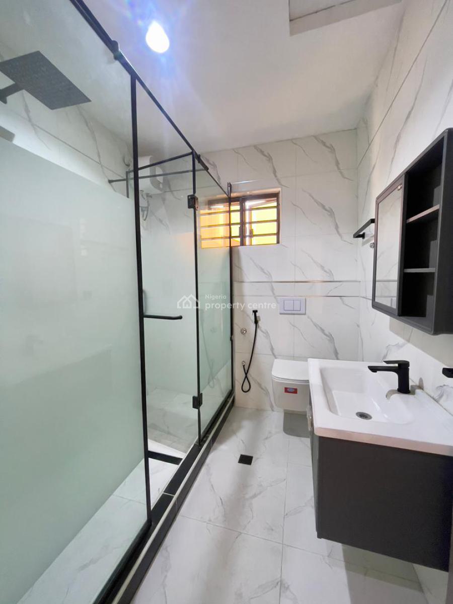 Exclusively Finished  4 Bed Terrace Duplex with Private Compound & Bq, Lekki Phase 1, Lekki, Lagos, Terraced Duplex for Sale