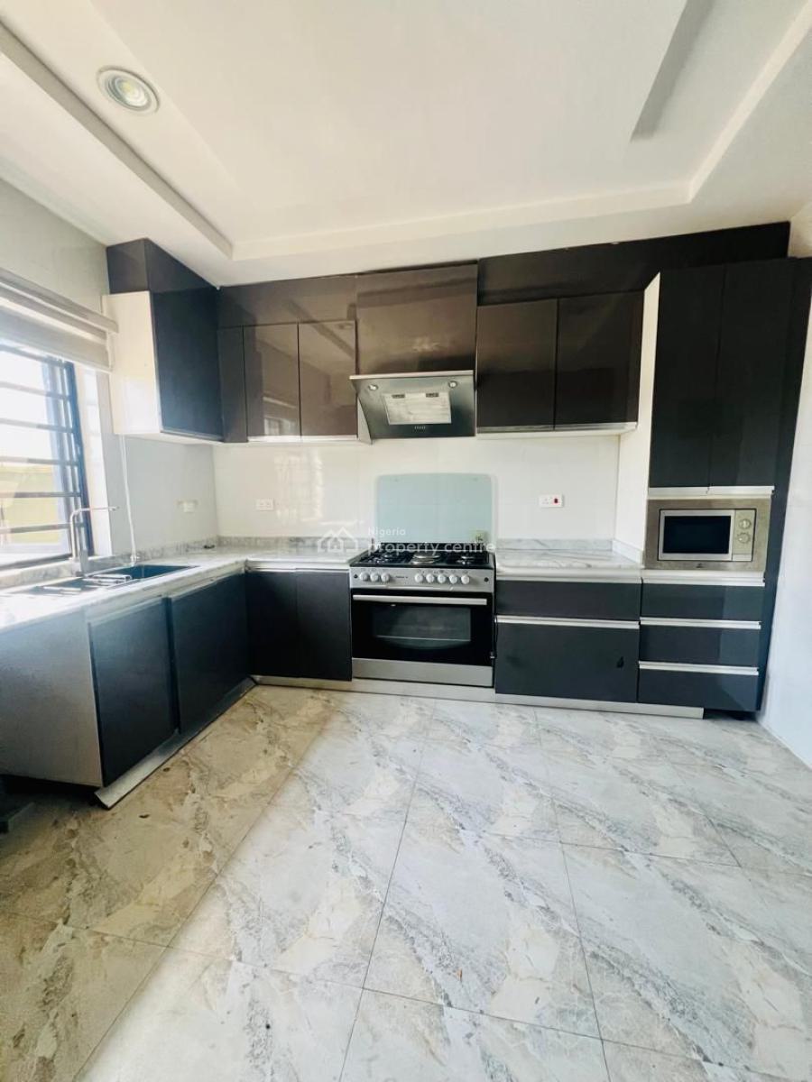 4 Bedroom Terrace Duplex House with Bq, Platinum Way, Lekki, Lagos, Terraced Duplex for Rent