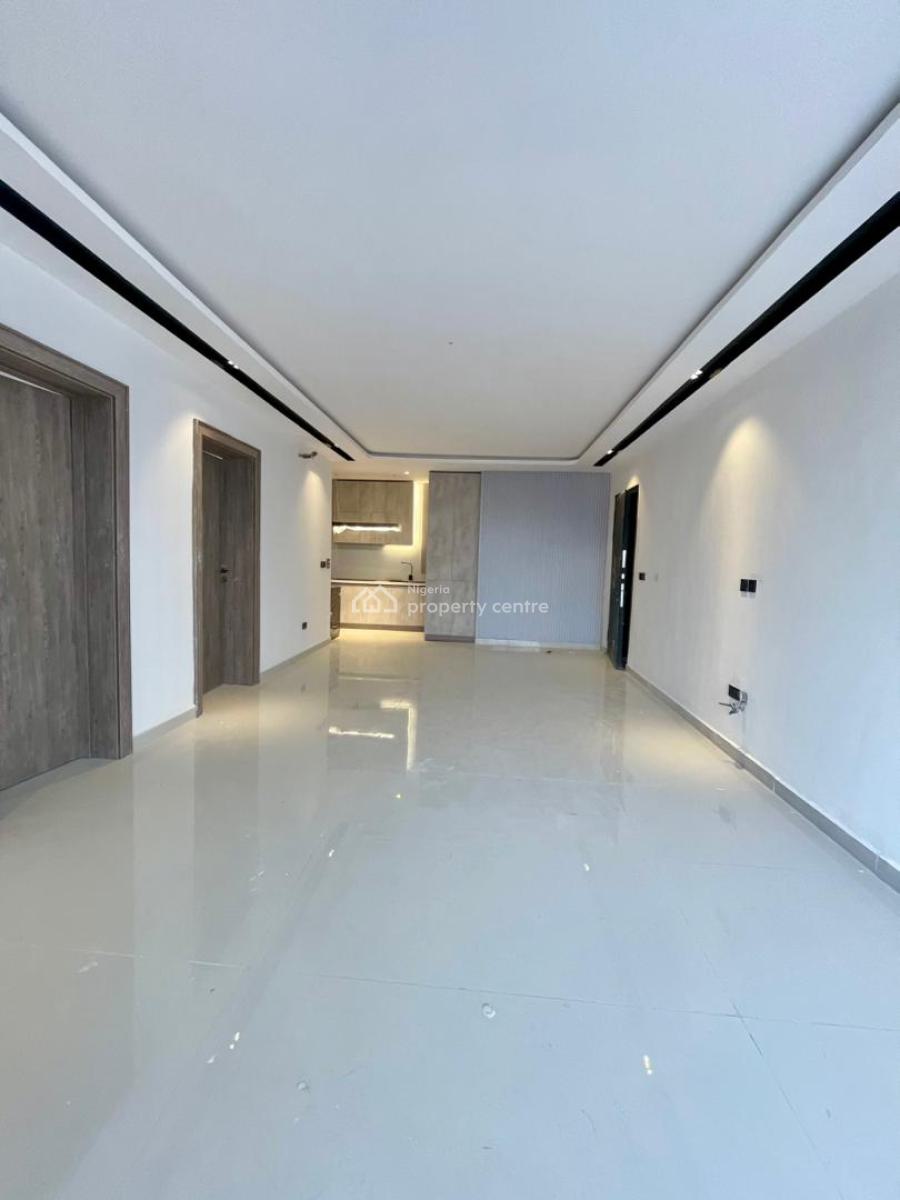 Luxury Spacious 2 Bedroom Apartment, Off Admiralty Way, Lekki Phase 1, Lekki, Lagos, Flat / Apartment for Sale