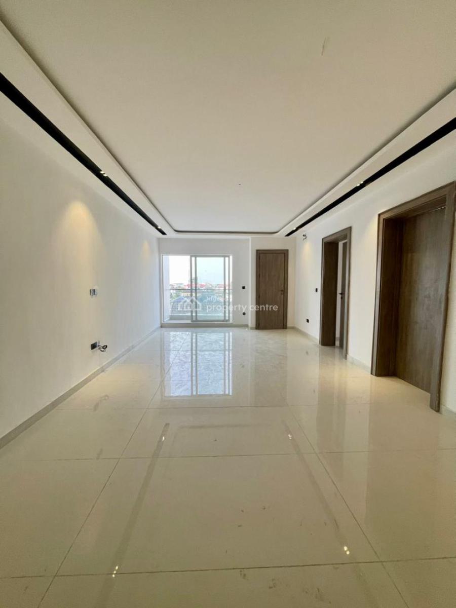 Luxury Spacious 2 Bedroom Apartment, Off Admiralty Way, Lekki Phase 1, Lekki, Lagos, Flat / Apartment for Sale