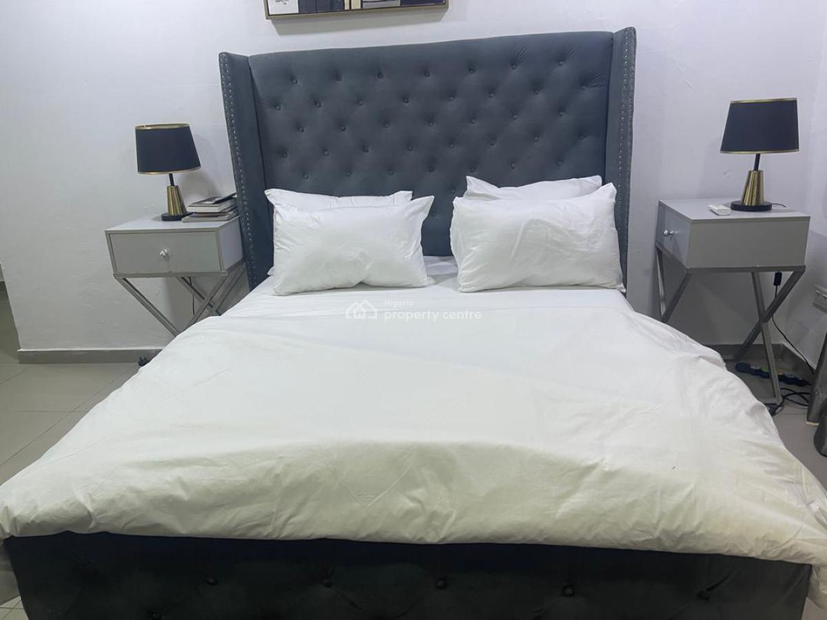 Standard Furnished 3 Bedroom Serviced Flat with a Room Bq, Oniru Estate, Oniru, Victoria Island (vi), Lagos, Flat / Apartment for Rent