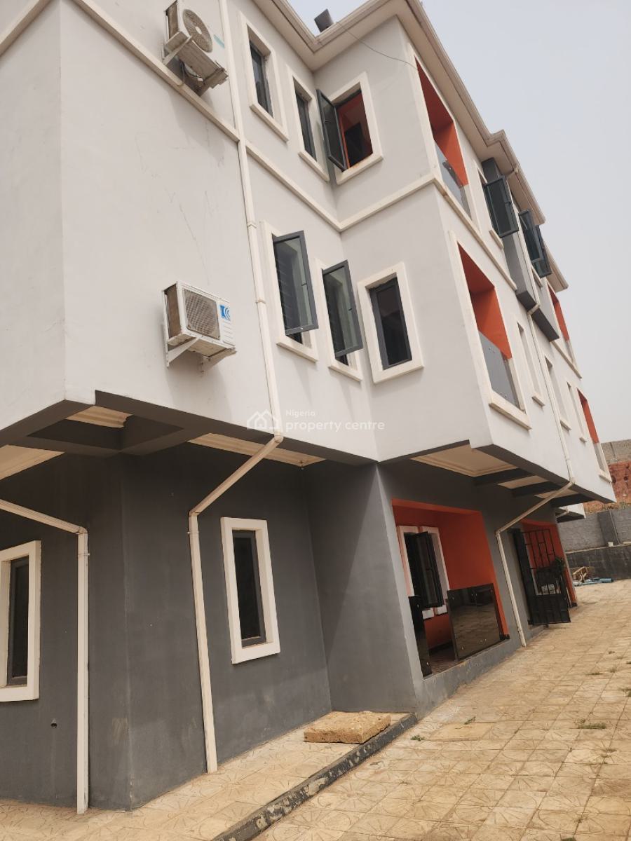 Luxury One Bedroom Block of Flat, News Engineering Dawaki., Dawaki, Gwarinpa, Abuja, Flat / Apartment for Rent