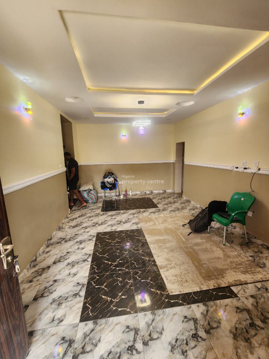 Luxury One Bedroom Block of Flat, News Engineering Dawaki., Dawaki, Gwarinpa, Abuja, Flat / Apartment for Rent