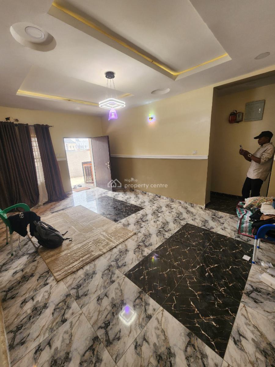 Luxury One Bedroom Block of Flat, News Engineering Dawaki., Dawaki, Gwarinpa, Abuja, Flat / Apartment for Rent