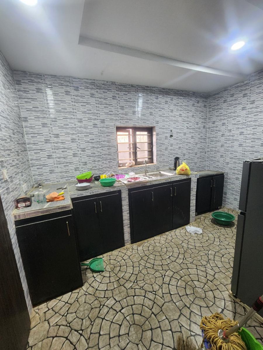 Luxury One Bedroom Block of Flat, News Engineering Dawaki., Dawaki, Gwarinpa, Abuja, Flat / Apartment for Rent