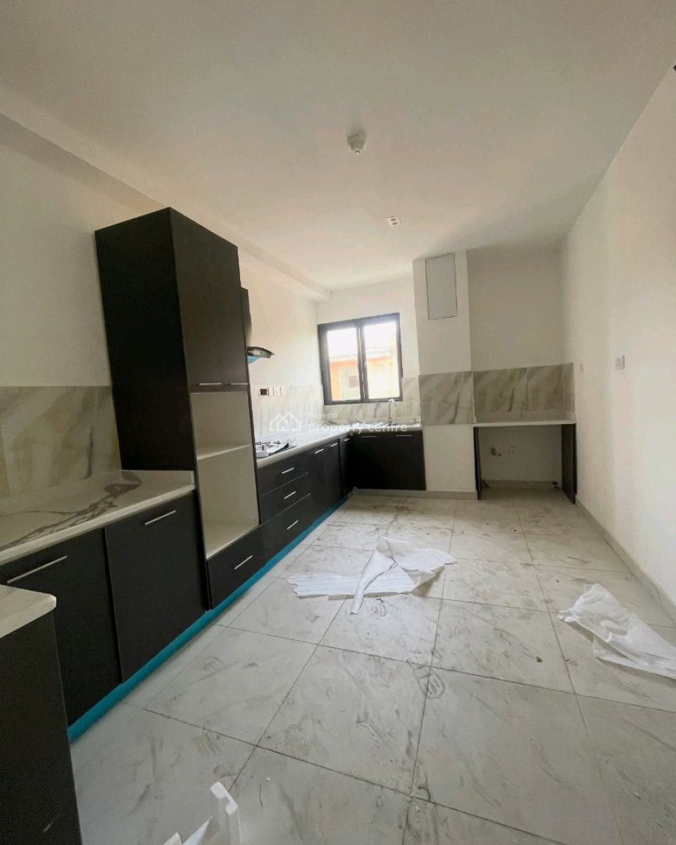 Spacious 2 Bedroom Apartment, Ikate, Lekki, Lagos, Flat / Apartment for Rent