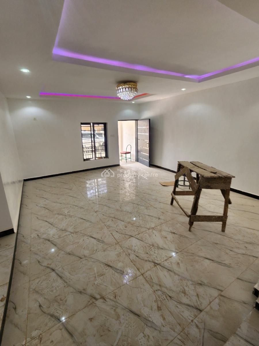 Luxury Two Bedroom Block of Flat, News Engineering Dawaki, Dawaki, Gwarinpa, Abuja, Flat / Apartment for Rent