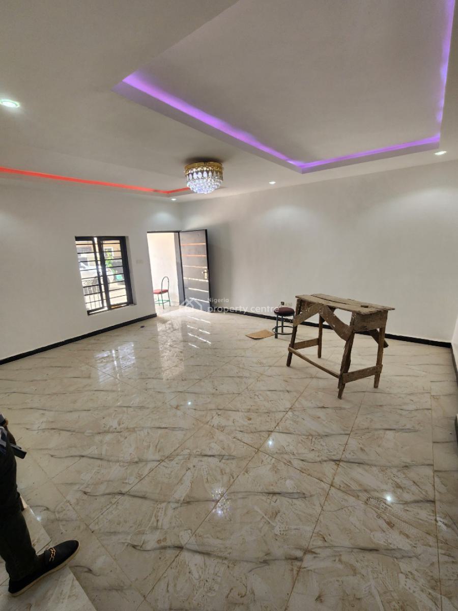 Luxury Two Bedroom Block of Flat, News Engineering Dawaki, Dawaki, Gwarinpa, Abuja, Flat / Apartment for Rent