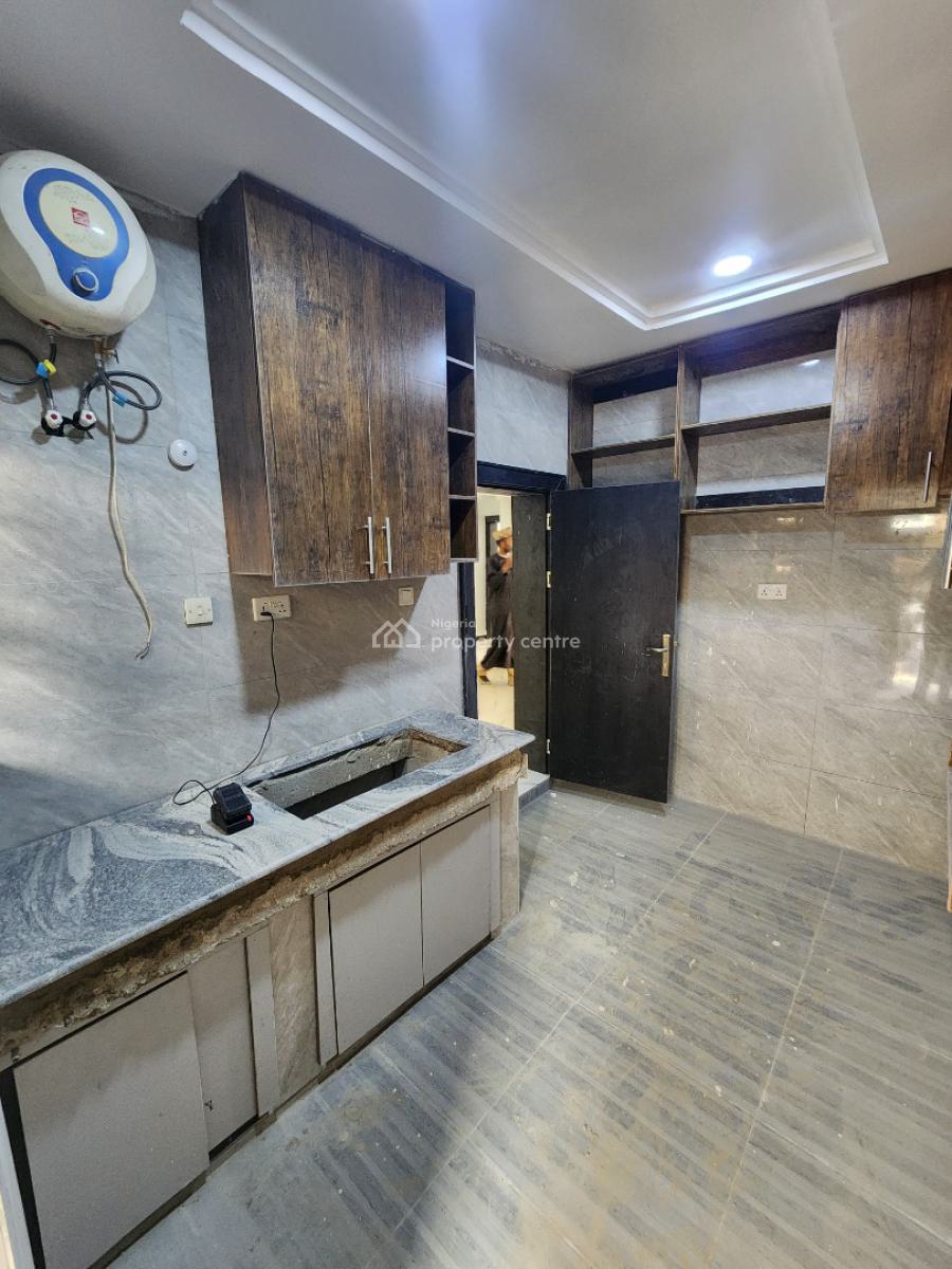 Luxury Two Bedroom Block of Flat, News Engineering Dawaki, Dawaki, Gwarinpa, Abuja, Flat / Apartment for Rent