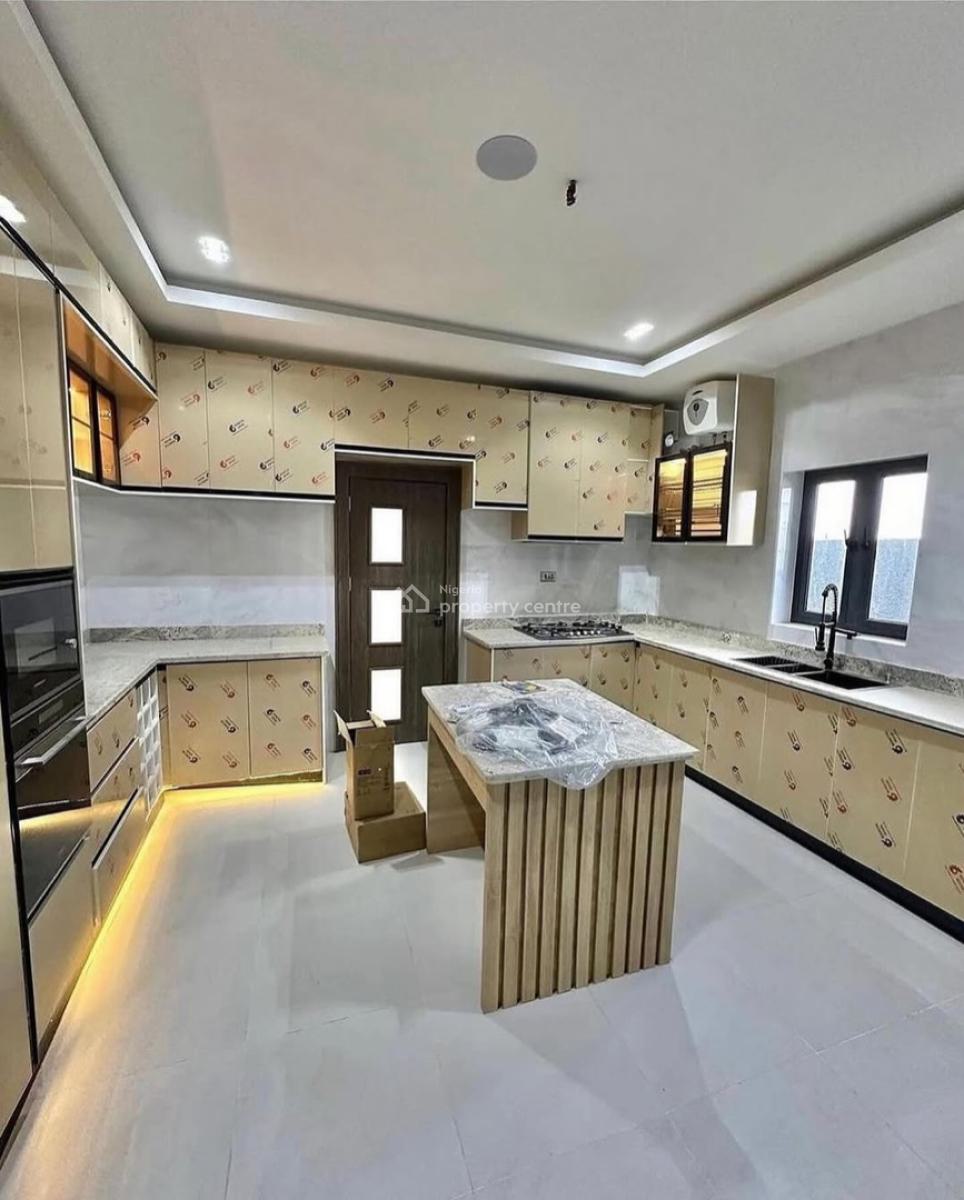 Contemporary 5 Bedroom Spacious Detached Duplex,bq, in an Estate, Serene and Well Secured Neighborhood, Guzape District, Abuja, Detached Duplex for Rent