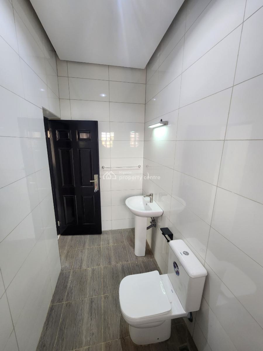 Luxury Two Bedroom Block of Flat, News Engineering Dawaki, Dawaki, Gwarinpa, Abuja, Flat / Apartment for Rent