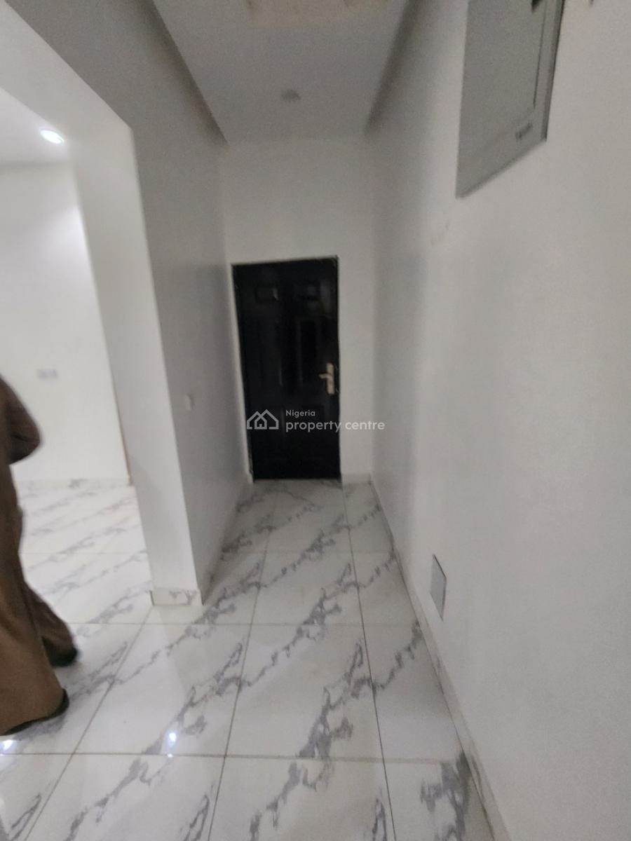 Luxury Two Bedroom Block of Flat, News Engineering Dawaki, Dawaki, Gwarinpa, Abuja, Flat / Apartment for Rent