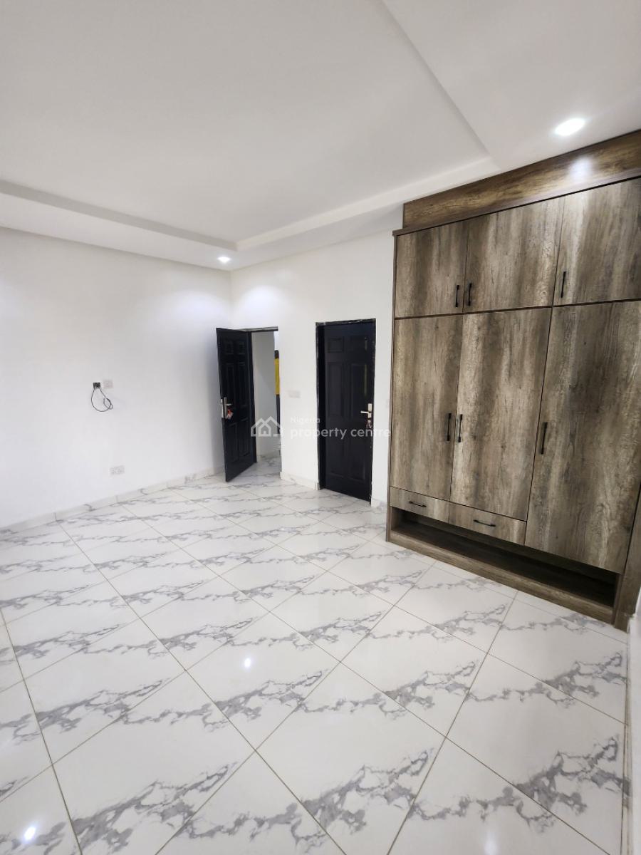 Luxury Two Bedroom Block of Flat, News Engineering Dawaki, Dawaki, Gwarinpa, Abuja, Flat / Apartment for Rent