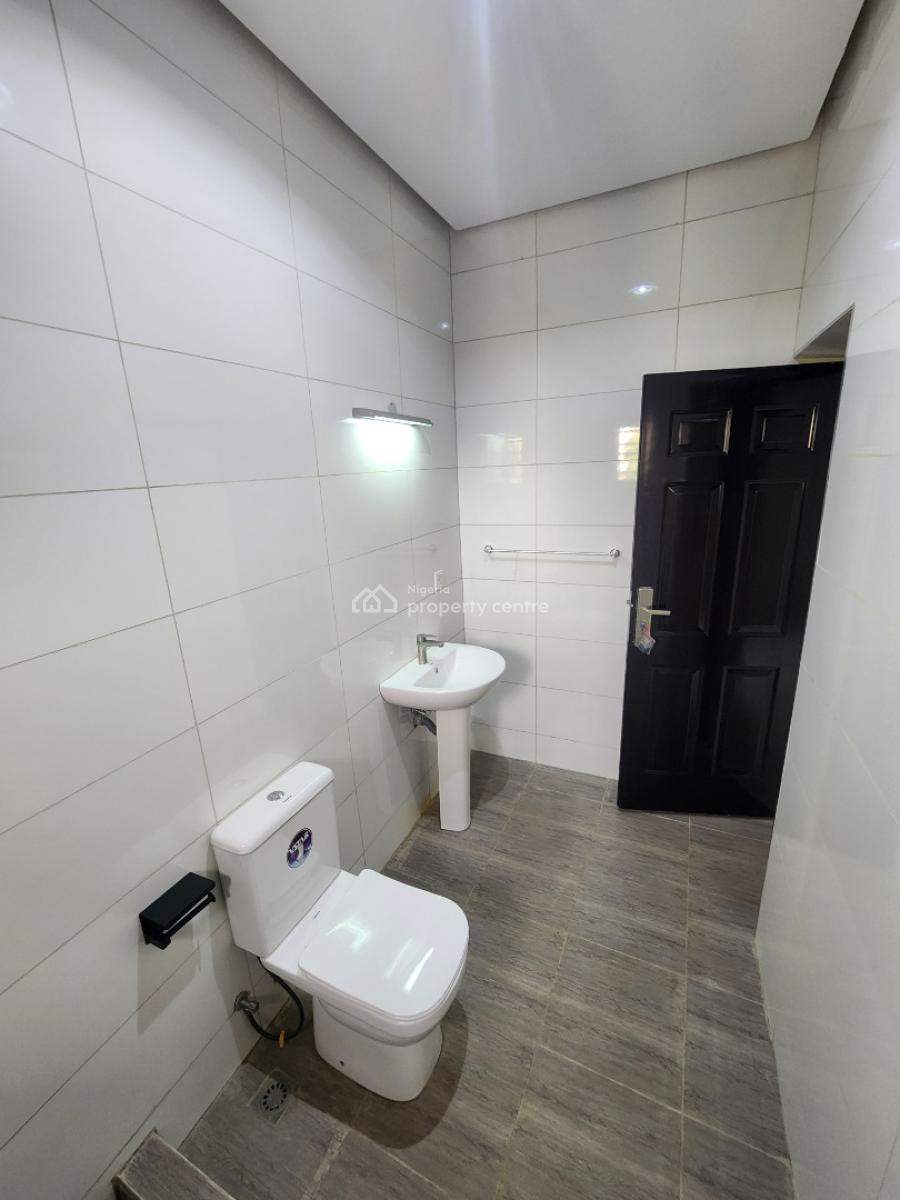 Luxury Two Bedroom Block of Flat, News Engineering Dawaki, Dawaki, Gwarinpa, Abuja, Flat / Apartment for Rent