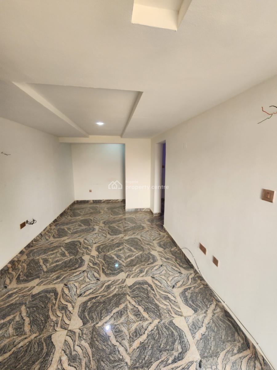 Luxury One Bedroom Block of Flat, News Engineering Dawaki, Dawaki, Gwarinpa, Abuja, Flat / Apartment for Rent