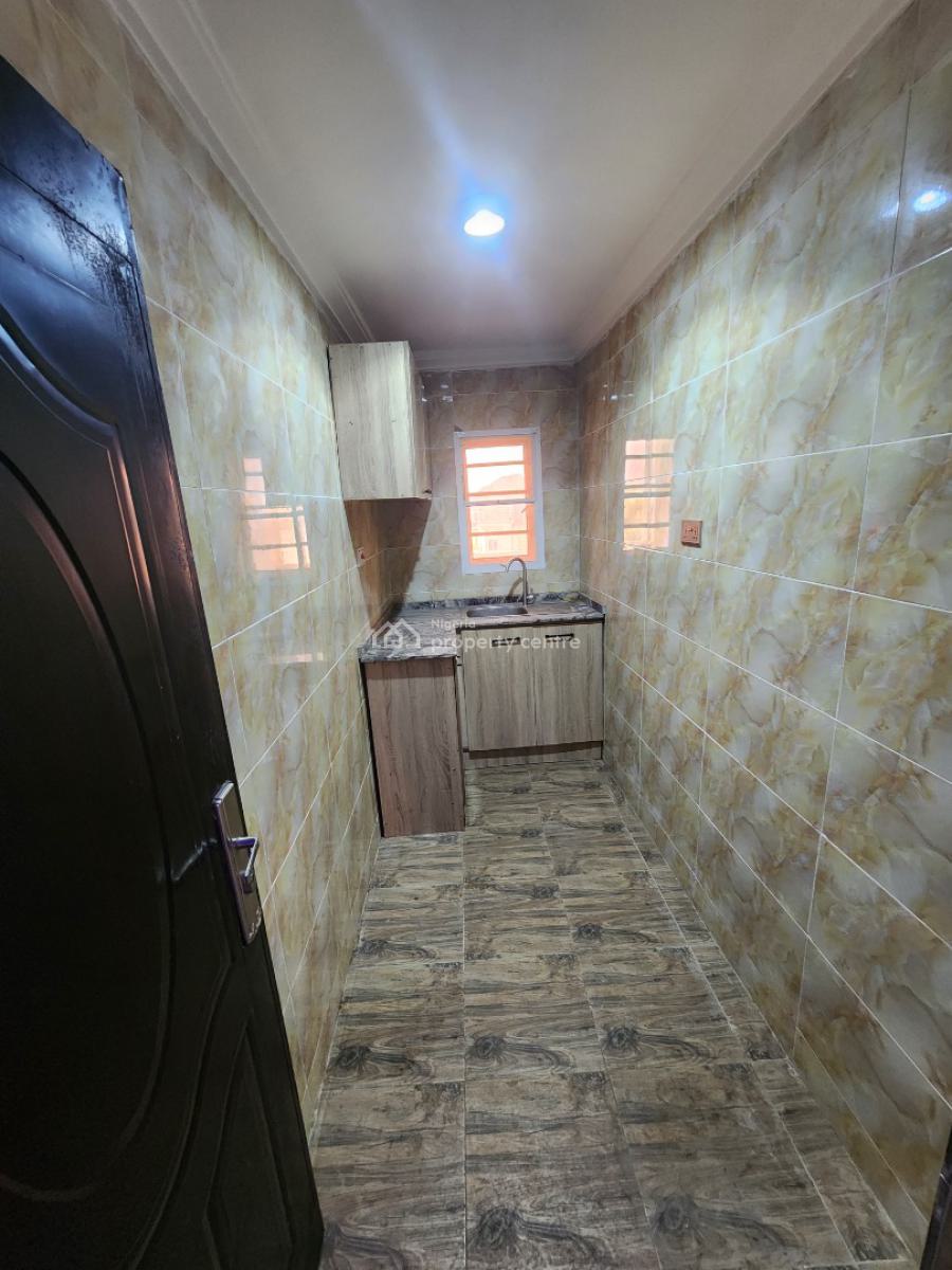 Luxury One Bedroom Block of Flat, News Engineering Dawaki, Dawaki, Gwarinpa, Abuja, Flat / Apartment for Rent