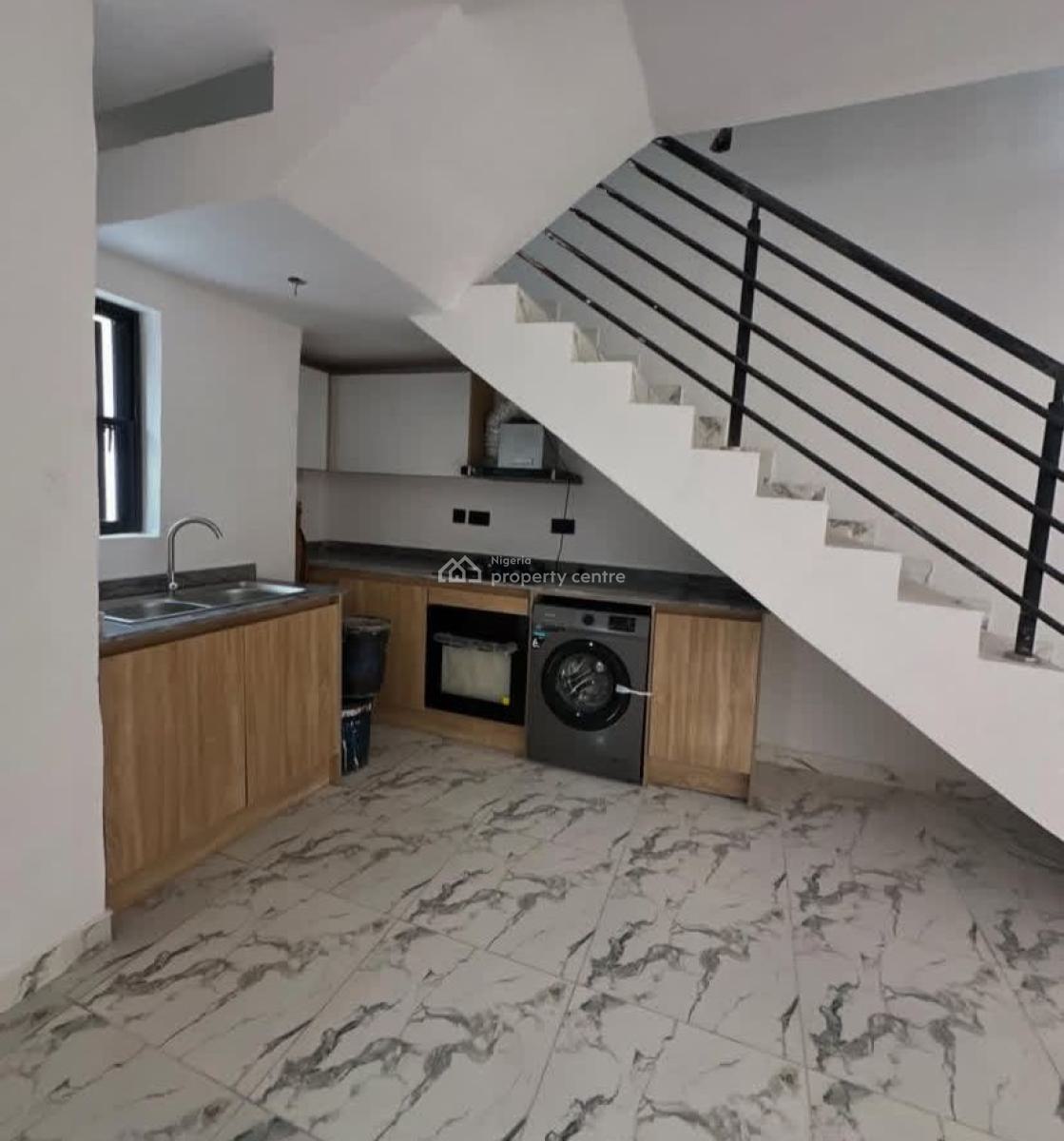 Exquisite 2 Bedroom Terrace Duplex with Pool, Lekki Phase 1, Lekki, Lagos, Terraced Duplex for Rent