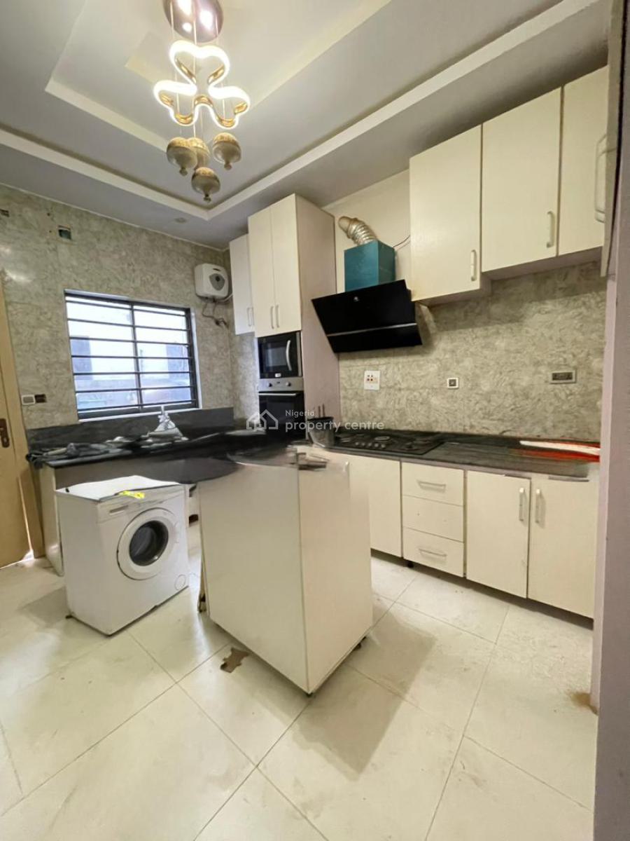 Beautiful Spacious Spacious Masters Bedroom, Ikota Villa, Lekki, Lagos, Flat / Apartment for Rent