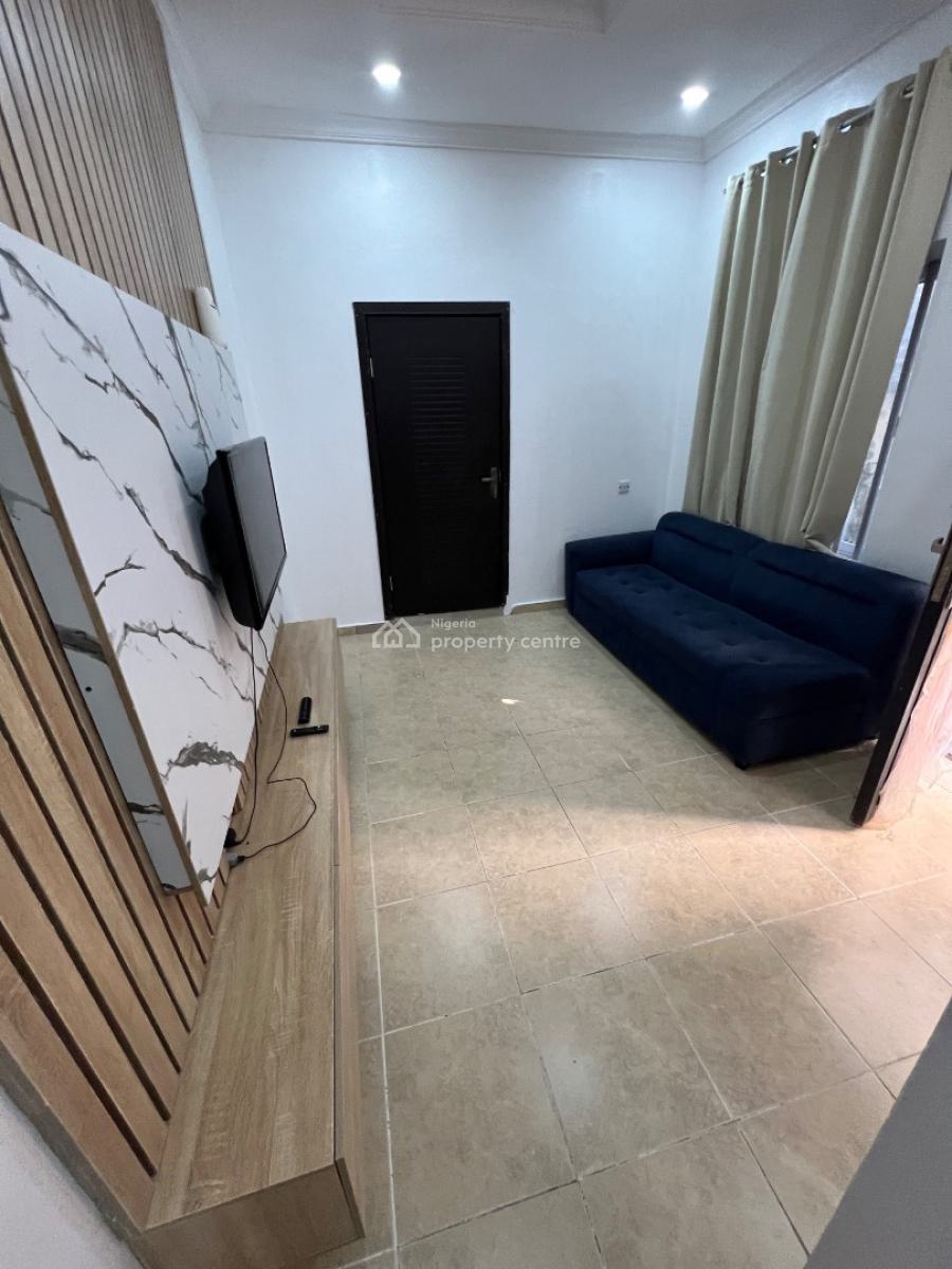 Partly Furnished and Fully Serviced Room & Parlour in Osapa London, Osapa, Lekki, Lagos, Mini Flat (room and Parlour) for Rent
