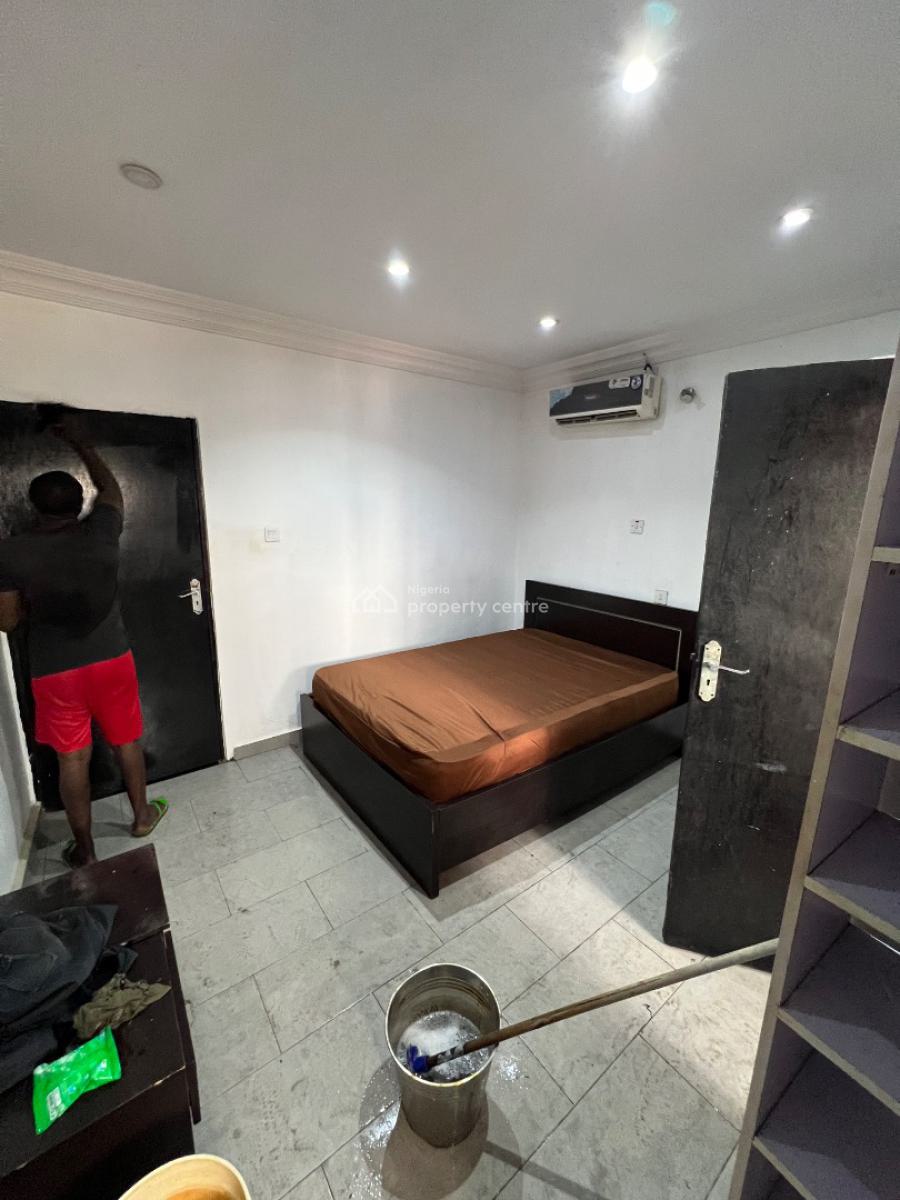 *furnished Pentfloor Room & Parlour at a Non Flood-prone Area of Osapa, Osapa, Lekki, Lagos, Mini Flat (room and Parlour) for Rent