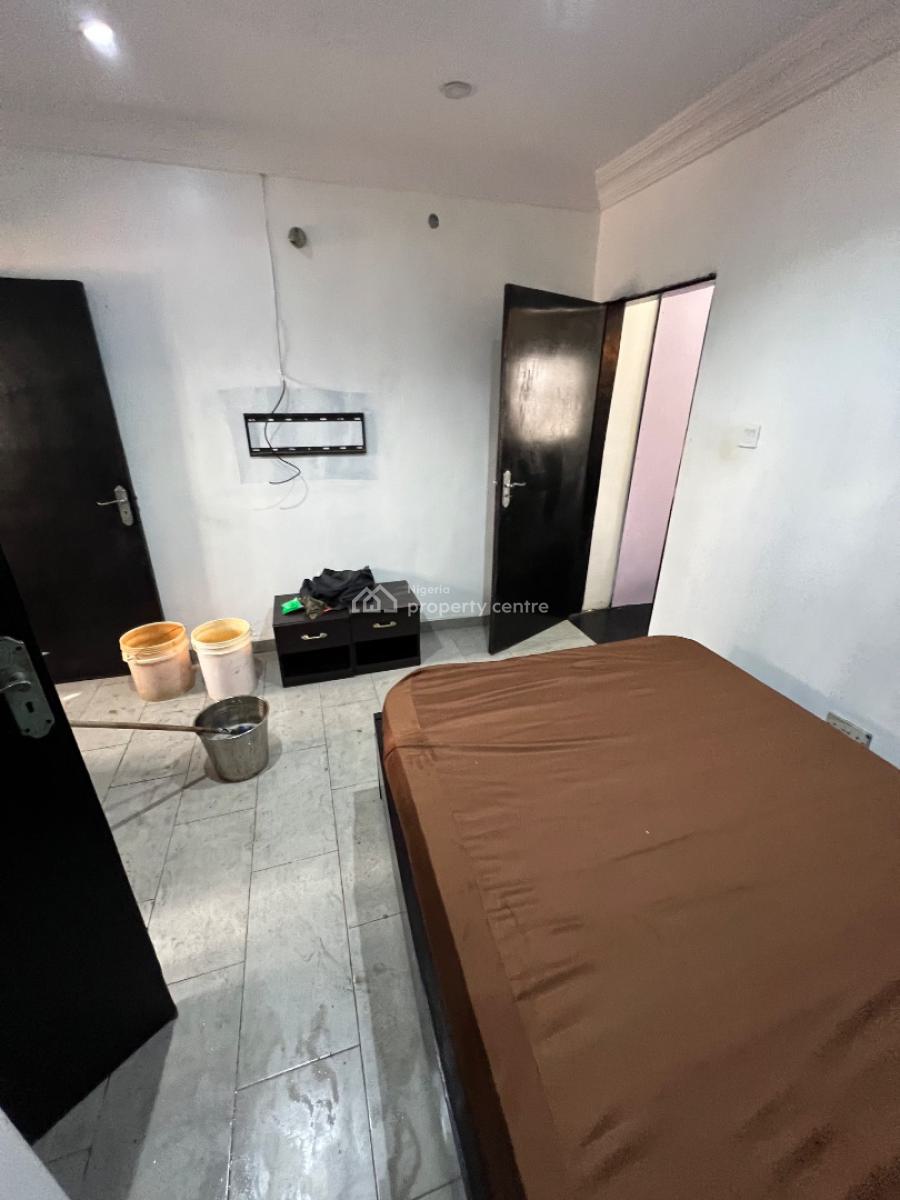 *furnished Pentfloor Room & Parlour at a Non Flood-prone Area of Osapa, Osapa, Lekki, Lagos, Mini Flat (room and Parlour) for Rent