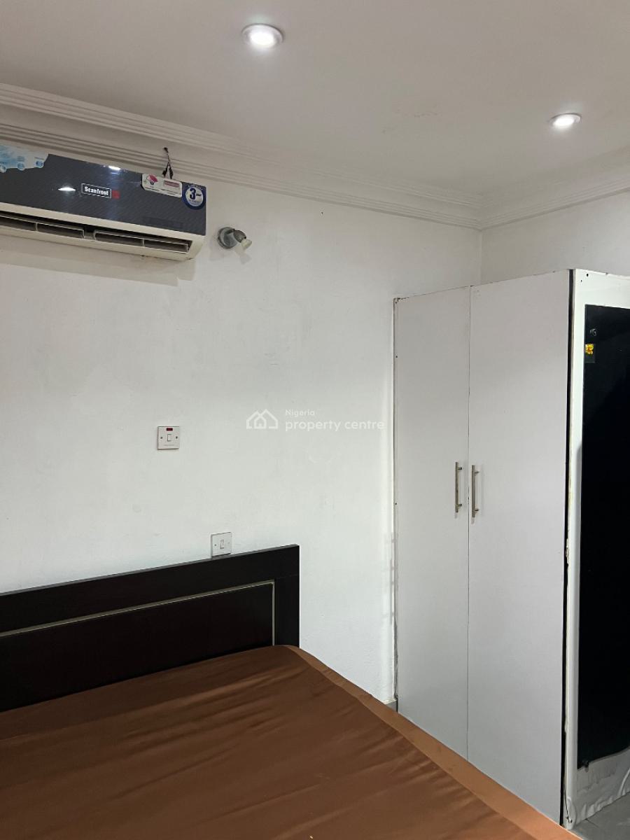 *furnished Pentfloor Room & Parlour at a Non Flood-prone Area of Osapa, Osapa, Lekki, Lagos, Mini Flat (room and Parlour) for Rent